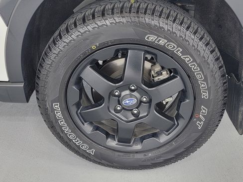 Used 2022 Subaru Outback Wilderness w/ Wilderness Package image 11