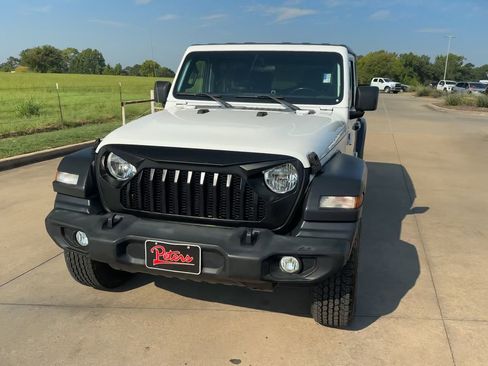 Used 2020 Jeep Wrangler Unlimited Sport S image 4