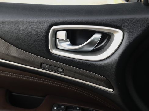 Used 2019 INFINITI QX60 Luxe w/ Essential Package FWD image 46