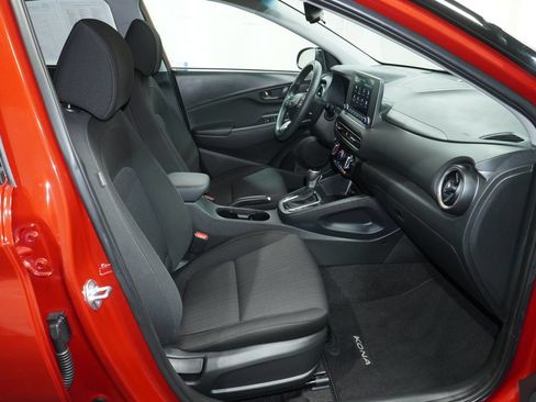 Used 2022 Hyundai Kona SEL w/ Cargo Package AWD/4WD image 12