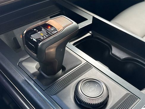 Used 2025 GMC Hummer EV 2X image 18