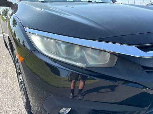 Used 2017 Honda Civic EX-T image 12