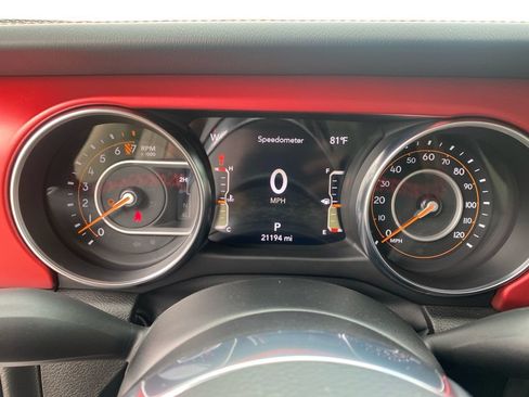 Used 2023 Jeep Gladiator Rubicon w/ LED Lighting Group AWD/4WD image 20