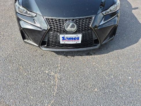 Used 2019 Lexus IS 300 F Sport w/ F Sport Package RWD image 9