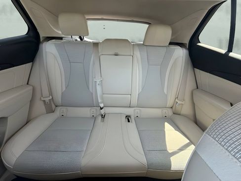 Used 2023 Buick Envision Preferred AWD/4WD image 10
