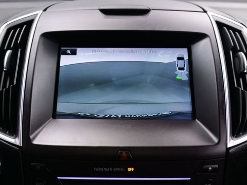 Used 2015 Ford Edge Titanium w/ Equipment Group 301A image 19