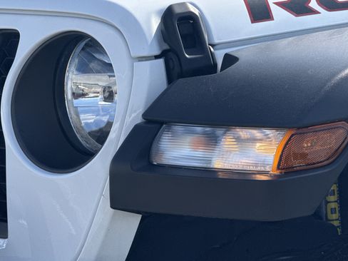 Used 2023 Jeep Gladiator Rubicon w/ Trailer Tow Package image 9