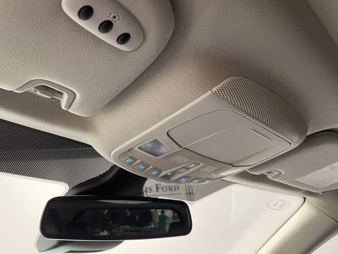 Used 2023 Ford Edge SEL w/ Convenience Package image 8