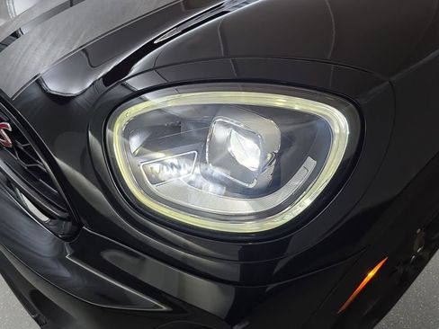 Used 2022 MINI Cooper Countryman S w/ Premium Package image 31