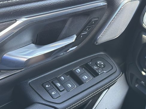 Used 2026 RAM 1500 Laramie AWD/4WD image 22