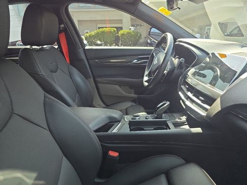 Used 2023 Cadillac CT5 V w/ Super Cruise 2 Package AWD/4WD image 8