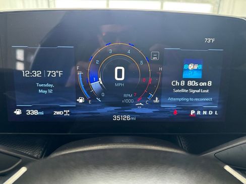 Used 2025 Chevrolet Equinox LT AWD/4WD image 9