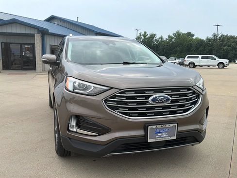 Used 2019 Ford Edge SEL w/ Equipment Group 201A AWD/4WD image 30