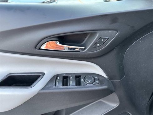 Used 2022 Chevrolet Equinox LS w/ LS Convenience Package image 20