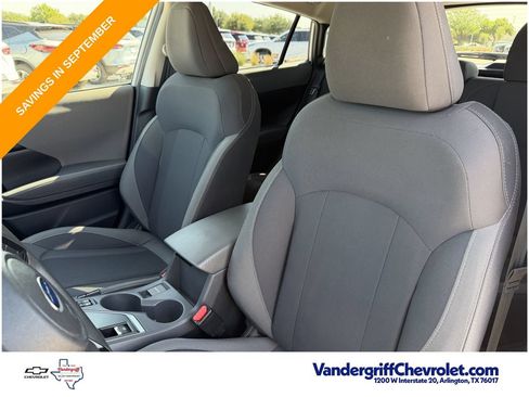 Used 2025 Subaru Crosstrek 2.5i Premium AWD/4WD image 23