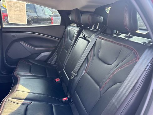 Used 2025 Ford Mustang Mach-E Premium w/ Sport Appearance Package AWD/4WD image 13