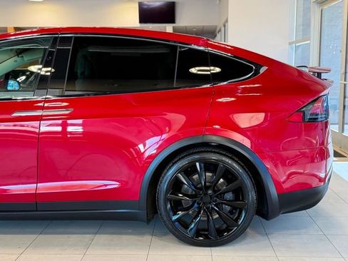 Used 2017 Tesla Model X 100D image 10