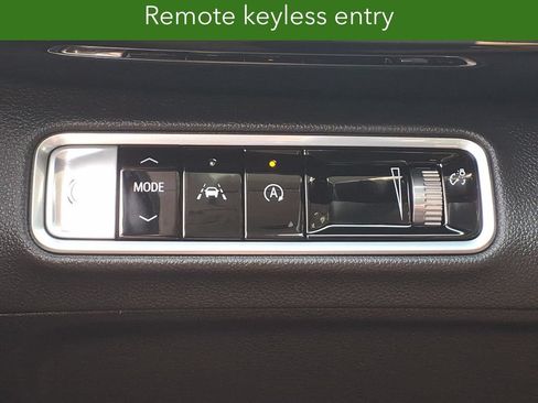 Certified 2026 Buick Envision Preferred AWD/4WD image 32