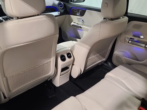 New 2026 Mercedes-Benz GLB 250 4MATIC image 26