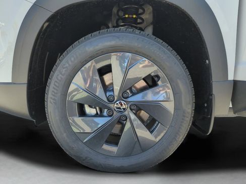 New 2026 Volkswagen Taos S image 45