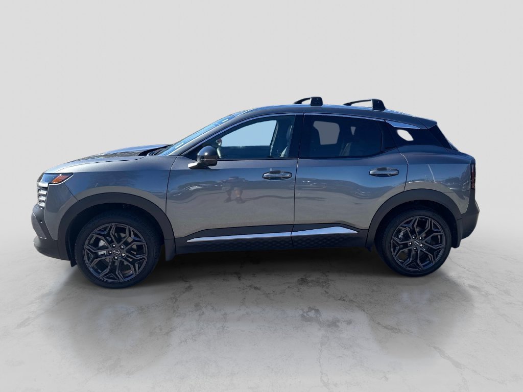 Certified 2026 Nissan Kicks SR w/ SR Premium Package AWD/4WD image 2