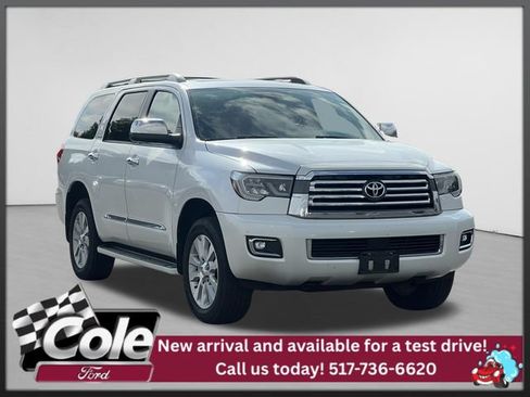 Used 2018 Toyota Sequoia Platinum AWD/4WD image 1