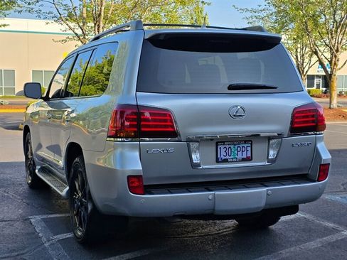 Used 2009 Lexus LX 570 4WD image 7