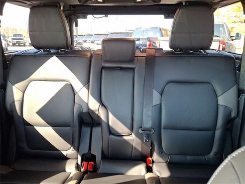 New 2025 Ford Bronco Outer Banks image 13