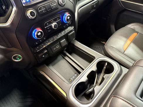 Used 2020 GMC Sierra 1500 AT4 w/ AT4 Premium Package image 20