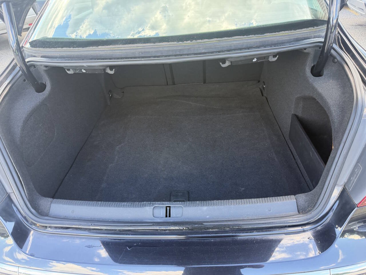 Used 2013 Volkswagen CC Sport FWD image 23