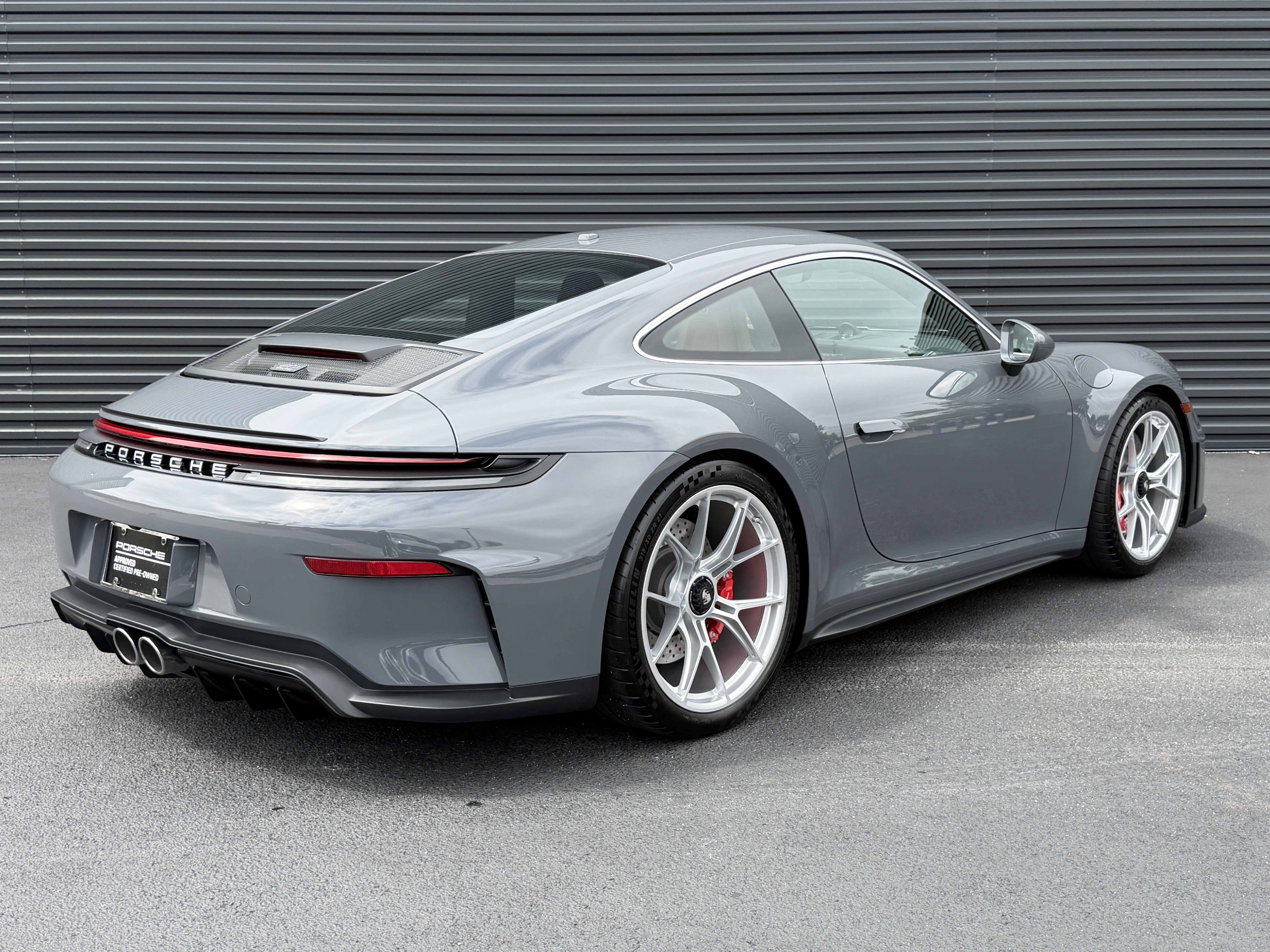 Used 2026 Porsche 911 GT3 RWD image 9