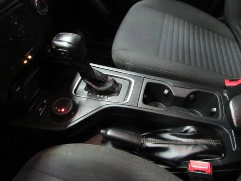 Used 2023 Ford Ranger XL image 29