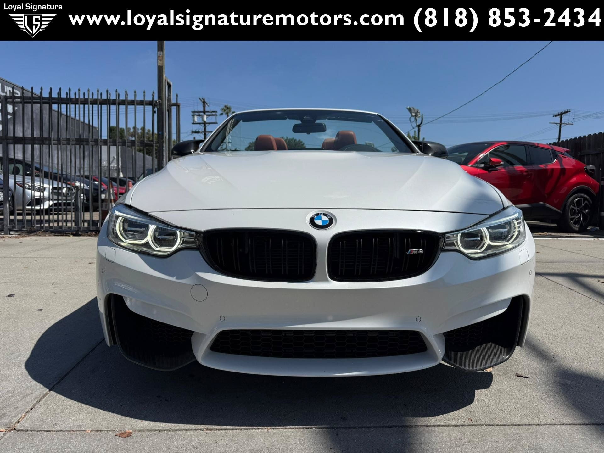 Used 2017 BMW M4 Convertible RWD image 2