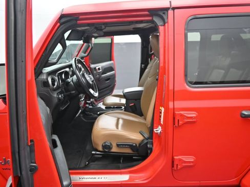 Used 2021 Jeep Wrangler Unlimited Rubicon AWD/4WD image 10