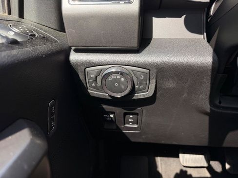 Used 2020 Ford F150 XLT w/ Equipment Group 302A Luxury AWD/4WD image 10
