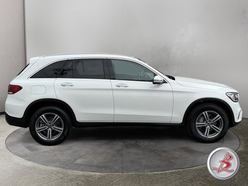 Used 2022 Mercedes-Benz GLC 300 4MATIC w/ Multimedia Package Lite image 8