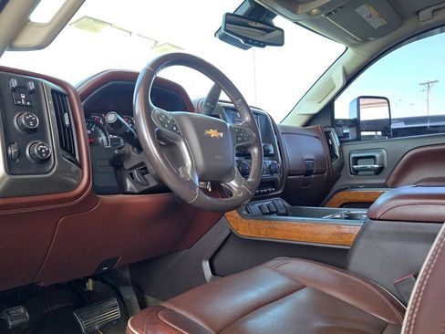 Used 2016 Chevrolet Silverado 2500 High Country w/ Duramax Plus Package AWD/4WD image 12