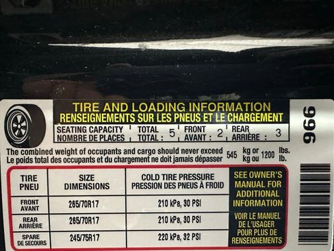 Used 2025 Toyota Tacoma TRD Off-Road image 12