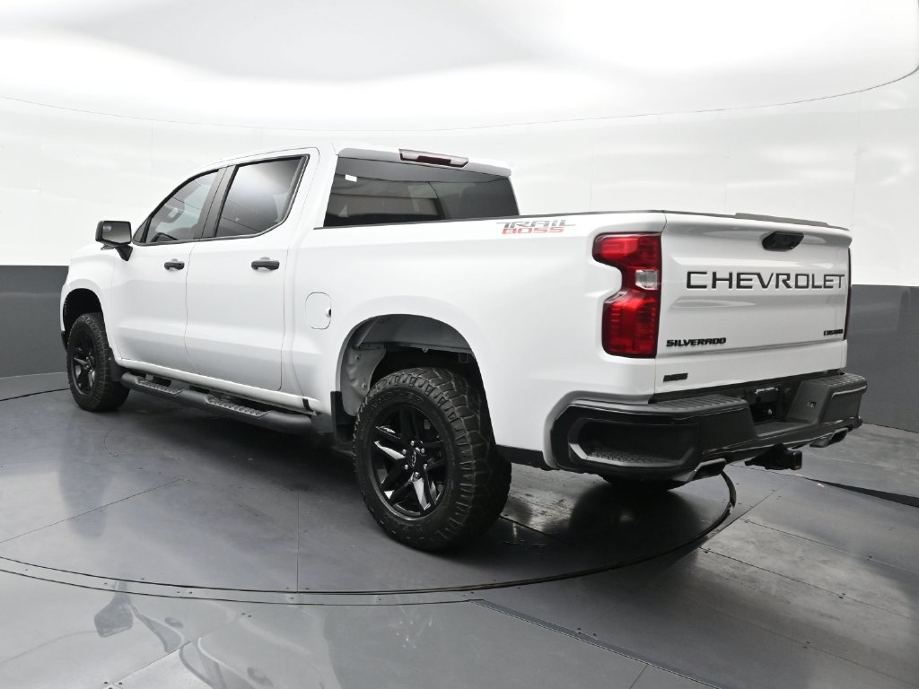 Used 2023 Chevrolet Silverado 1500 Custom Trail Boss w/ LPO, Dark Essentials Package AWD/4WD image 3