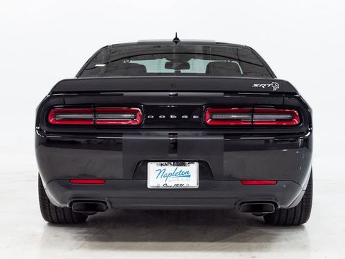 Used 2018 Dodge Challenger SRT Hellcat RWD image 32