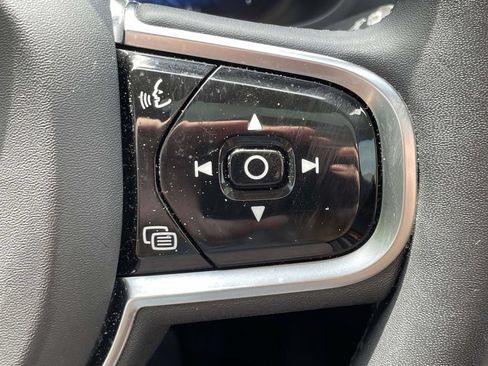 Used 2023 Volvo XC60 T8 Plus w/ Climate Package AWD/4WD image 32