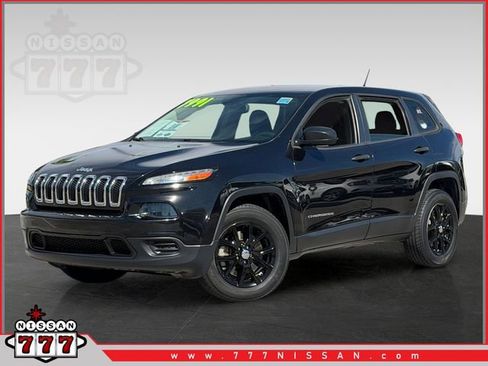 Used 2015 Jeep Cherokee Sport image 1