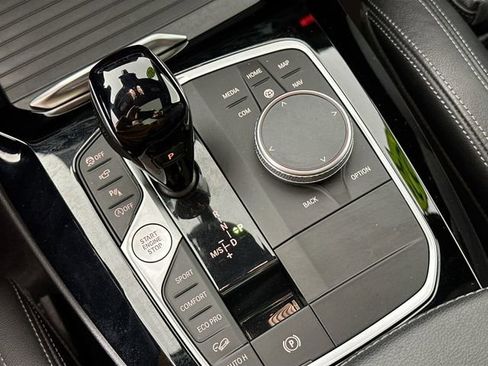 Used 2022 BMW X4 xDrive30i AWD/4WD image 16