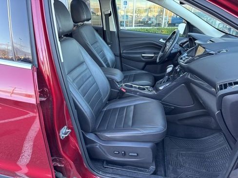 Used 2016 Ford Escape Titanium w/ Equipment Group 301A image 10