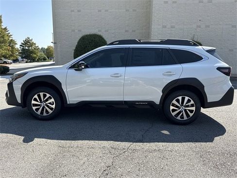 New 2025 Subaru Outback Premium image 6