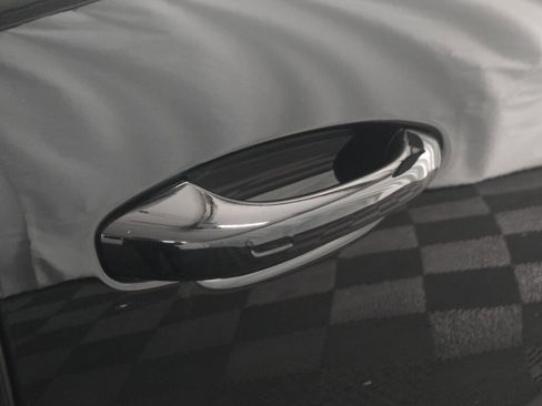Certified 2023 Porsche Cayenne Platinum Edition AWD/4WD image 29