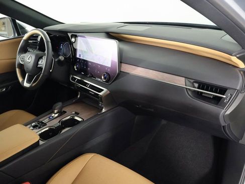 Used 2024 Lexus RX 350h image 9