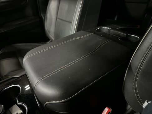 Used 2025 GMC Yukon XL Elevation w/ Elevation Premium Package image 27