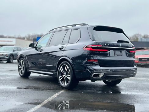 Used 2024 BMW X7 xDrive40i w/ M Sport Package image 4