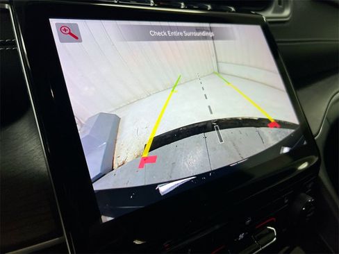 Used 2024 Jeep Grand Cherokee Limited image 15